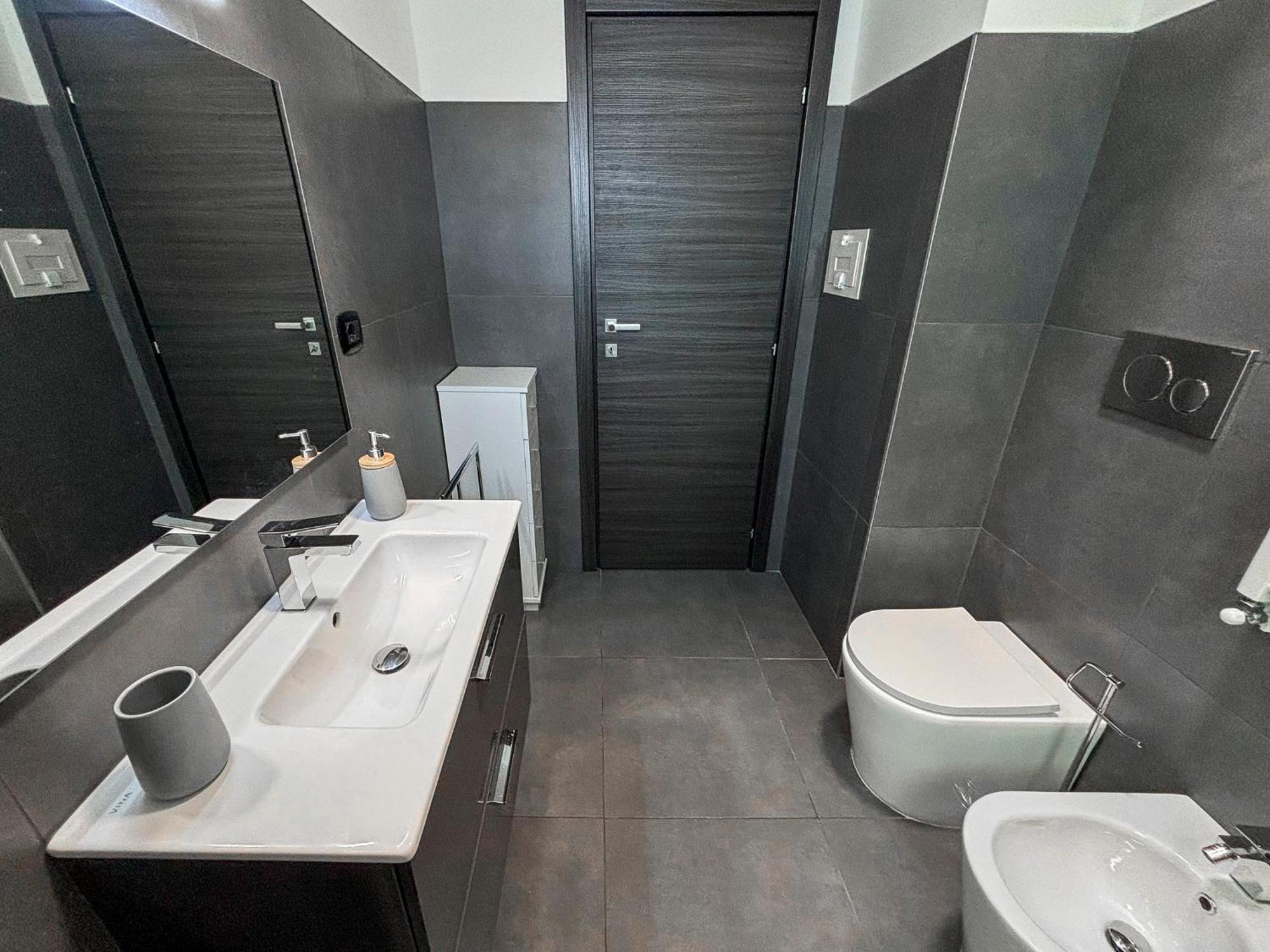 Caliph House 128 Apartment Bari Luaran gambar